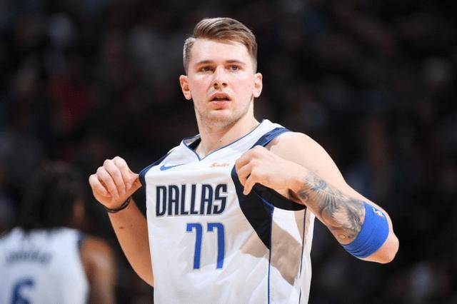 稳健表现 稳健表现