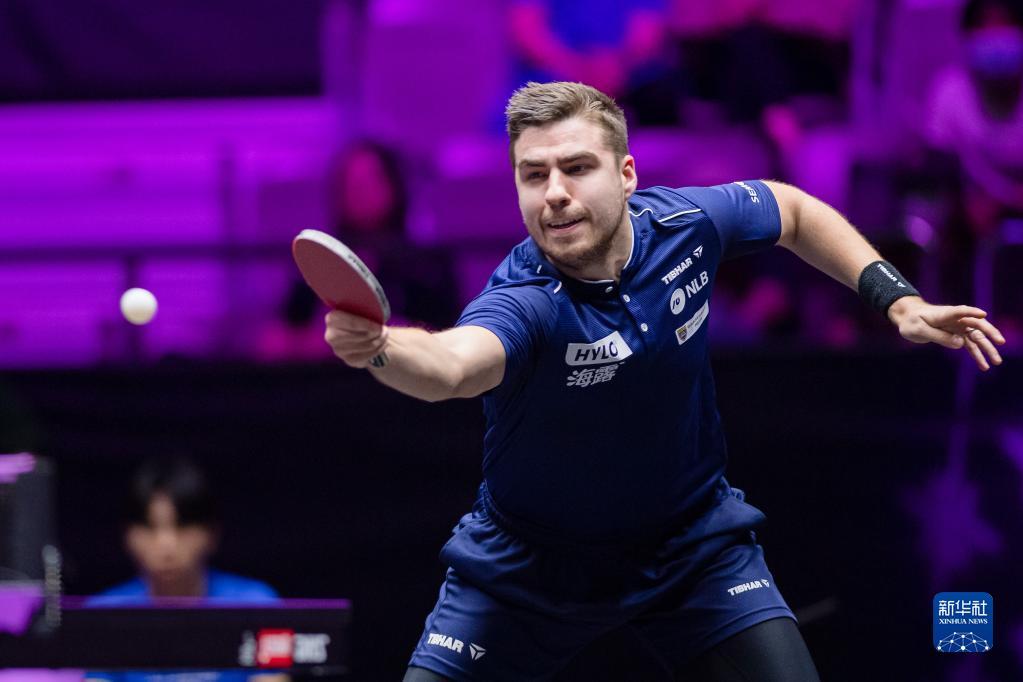 性的足球世 性的足球世