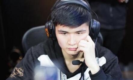 值得我们深 值得我们深